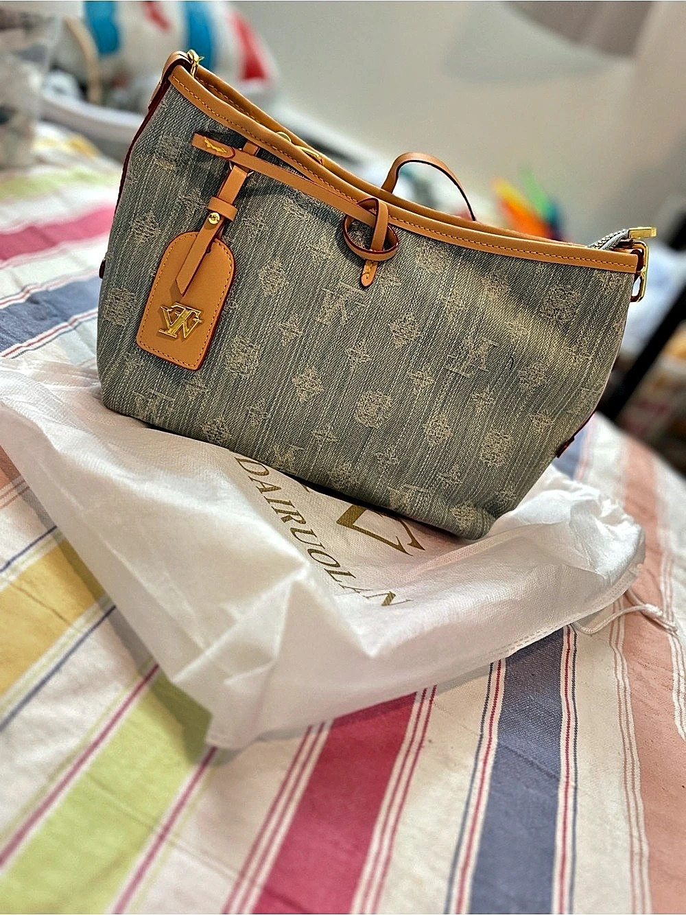 Elegant Vintage-Inspired Monogram Tote Bag with Matching Shoulder Strap